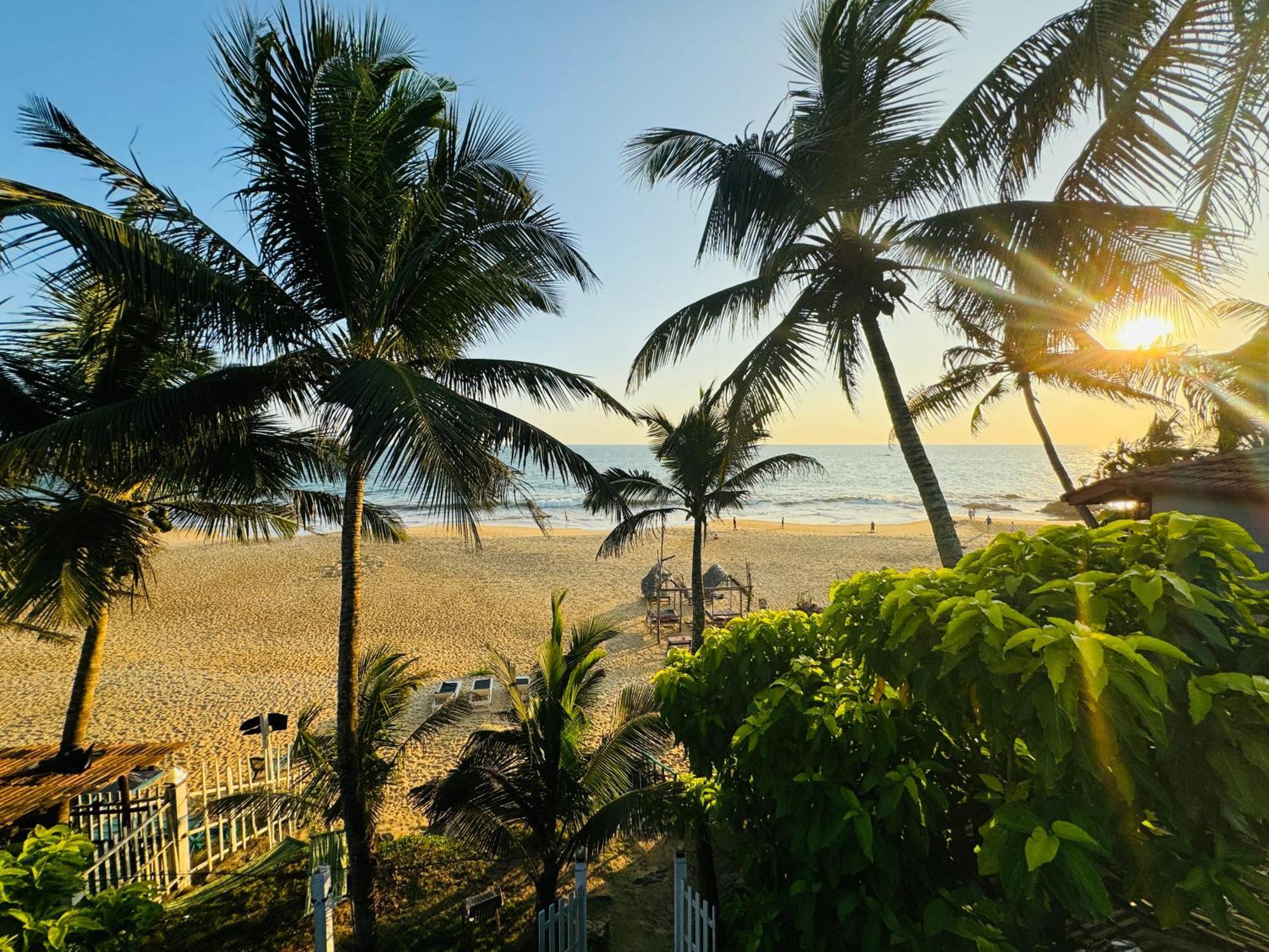 Il Nido Beach Home Galle Bagian luar foto