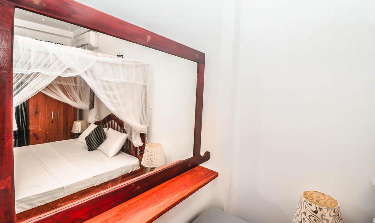 Il Nido Beach Home Galle Bagian luar foto